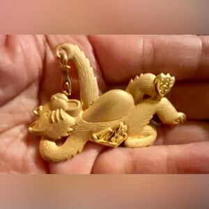 Vintage JJ Cat Dangling a Fish Gold-tone Brooch